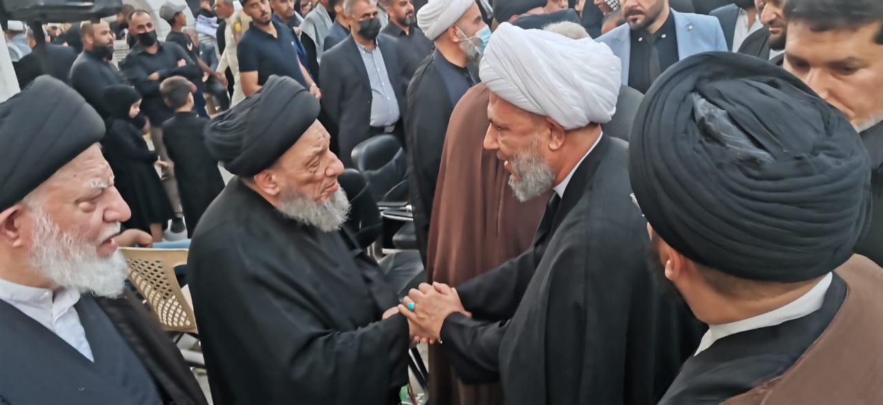 وفدُ الأمانةِ العامةِ للمزاراتِ الشيعيةِ يُشارك في المجلسِ التأبينيّ بذكرىٰ أربعينية المرجع الدينيّ الكبير سماحة السيد الحكيم (طيب الله ثراه)