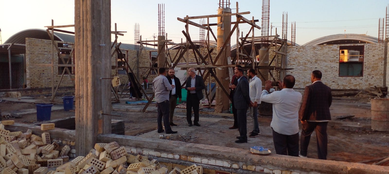 وفدُ الأمانةِ العامّةِ للمزاراتِ الشيعيةِ الشريفةِ في رحابِ مزارِ عبدالله بن الإمام موسى الكاظم (عليه السَّلام)