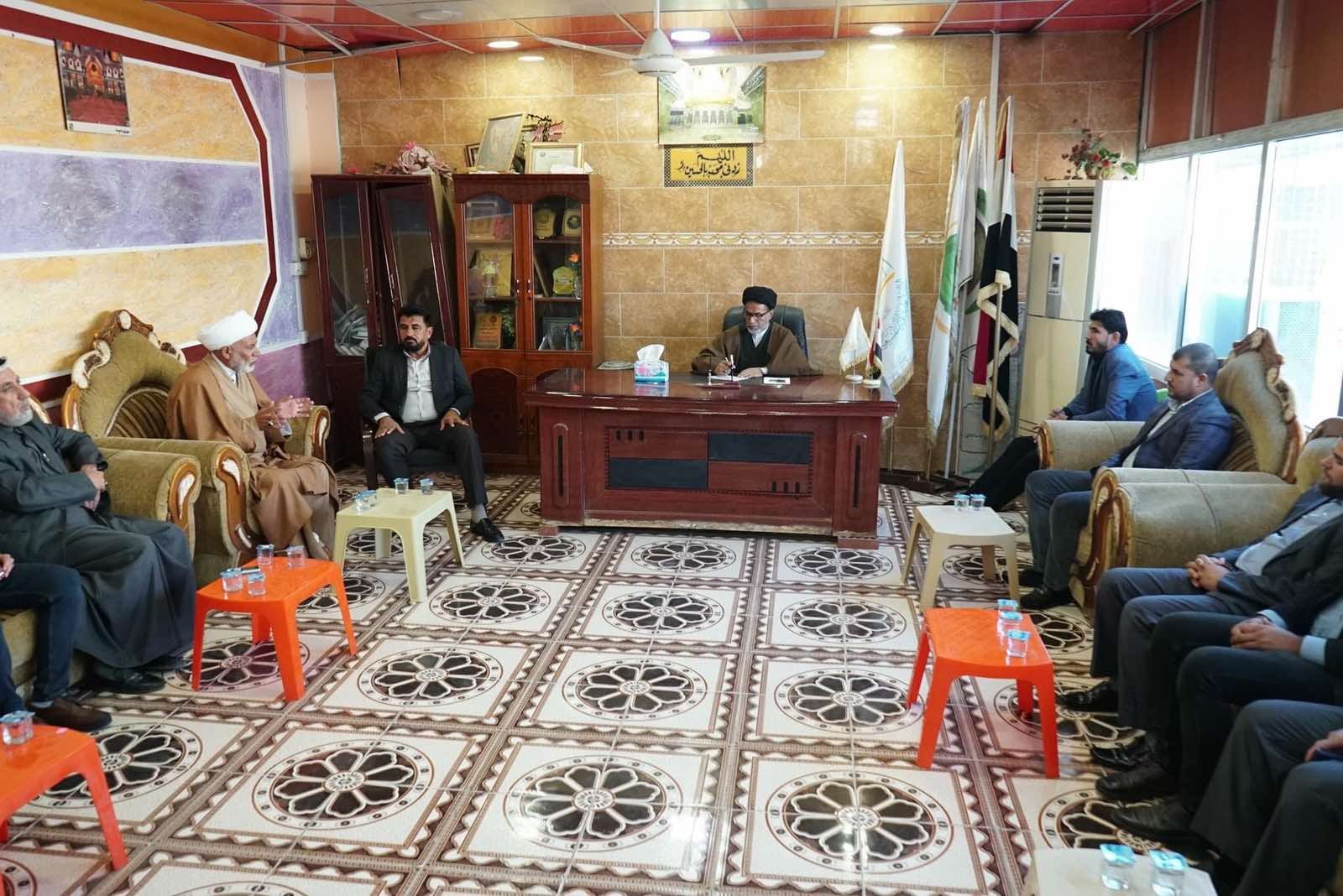 معاون الأمين العام للشؤون الفكرية والثقافية والدينية يلتقي مسؤولي ومعاوني مزارات محافظة ميسان