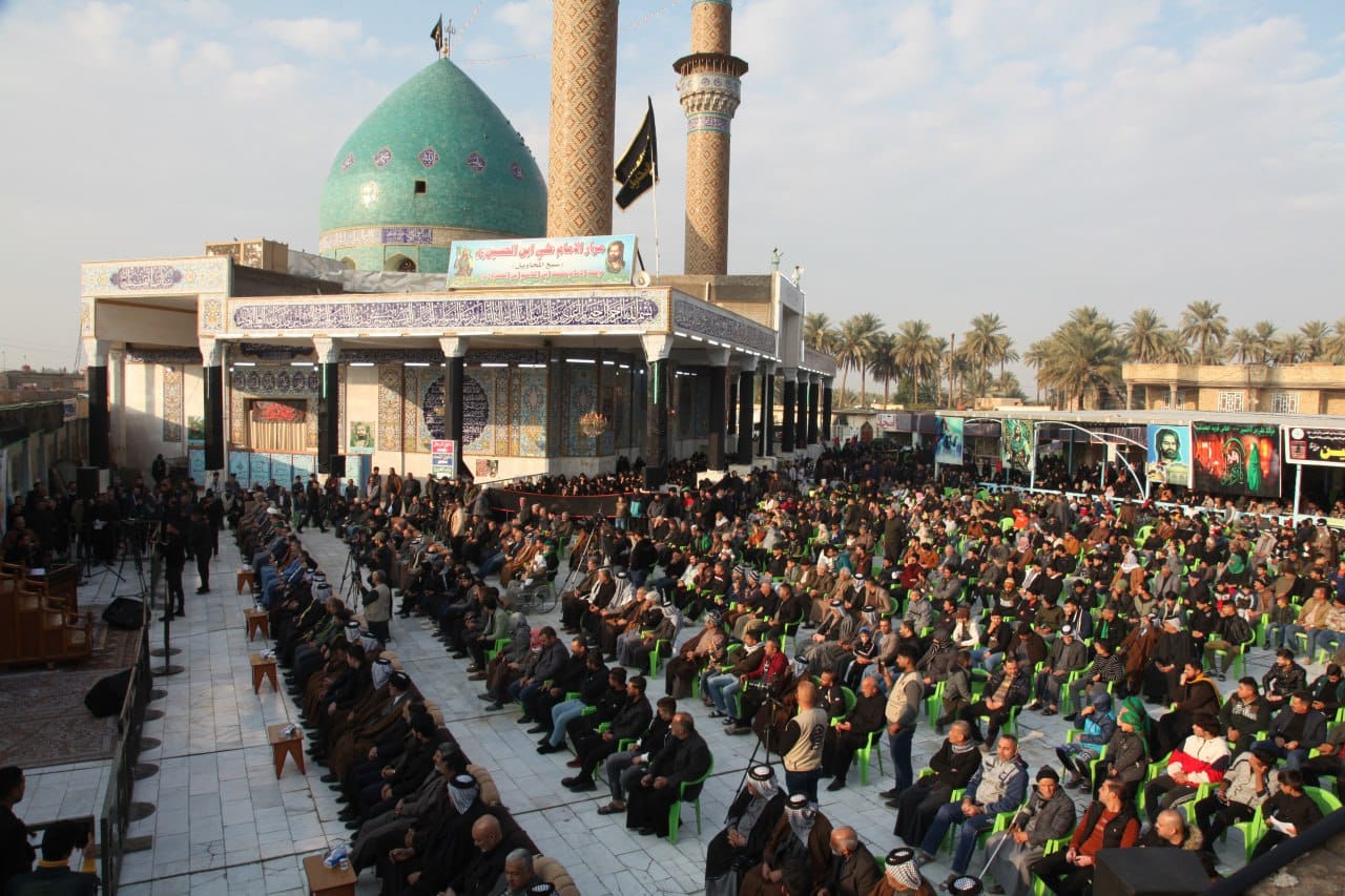 بأجواءٍ إيمانيةٍ حزينةٍ … الأمانةُ الخاصّة لمزارِ السيد علي بن الحسين (رضوان الله تعالى عليه) تُقيم المجلس السنوي بذكرىٰ استشهاده