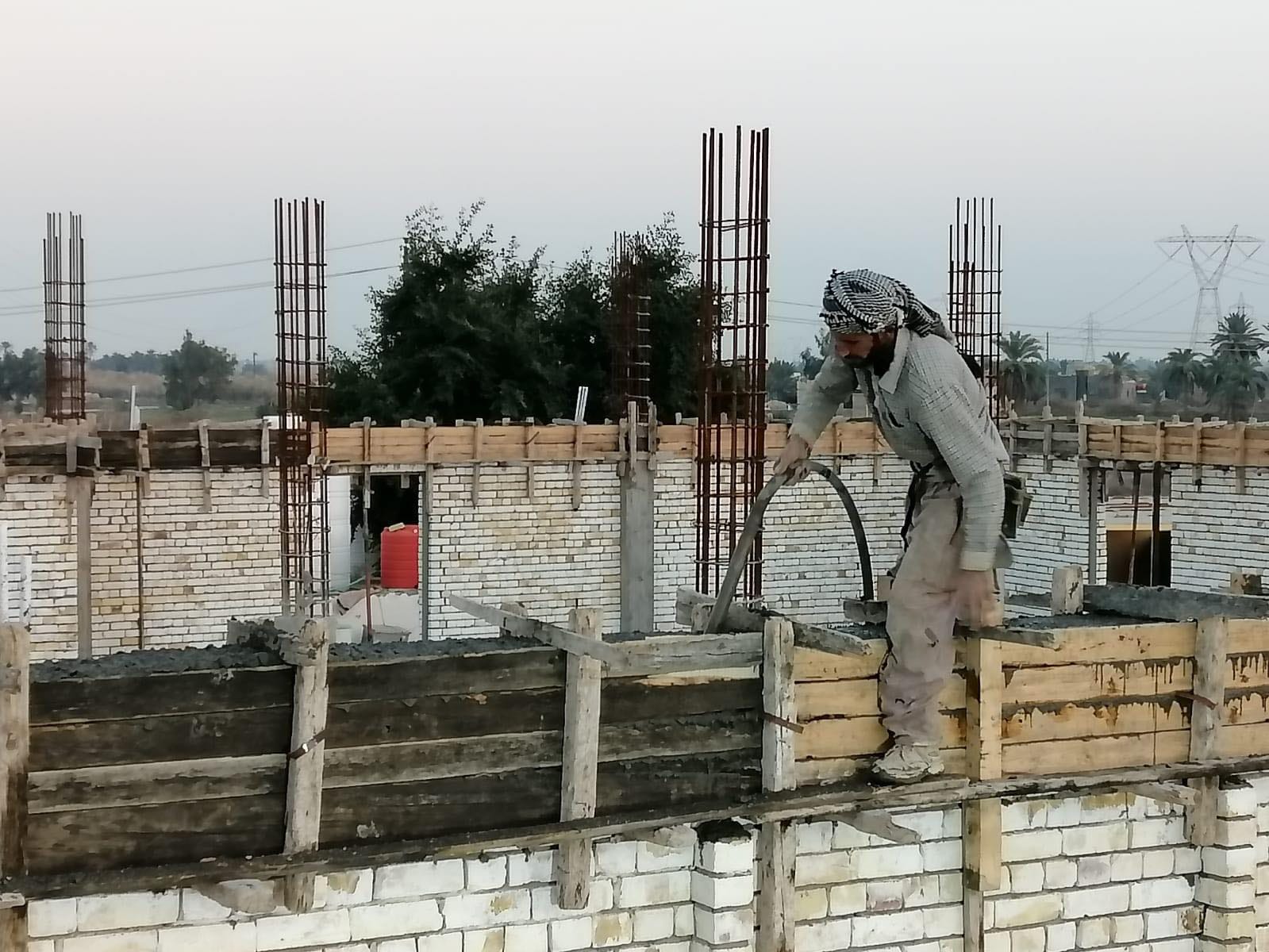 استمرار عجلة الإعمار والبناء في الأمانةِ الخاصّة لمزارِ سيد إبراهيم أحمر العينين (رضوان الله تعالى عليه)