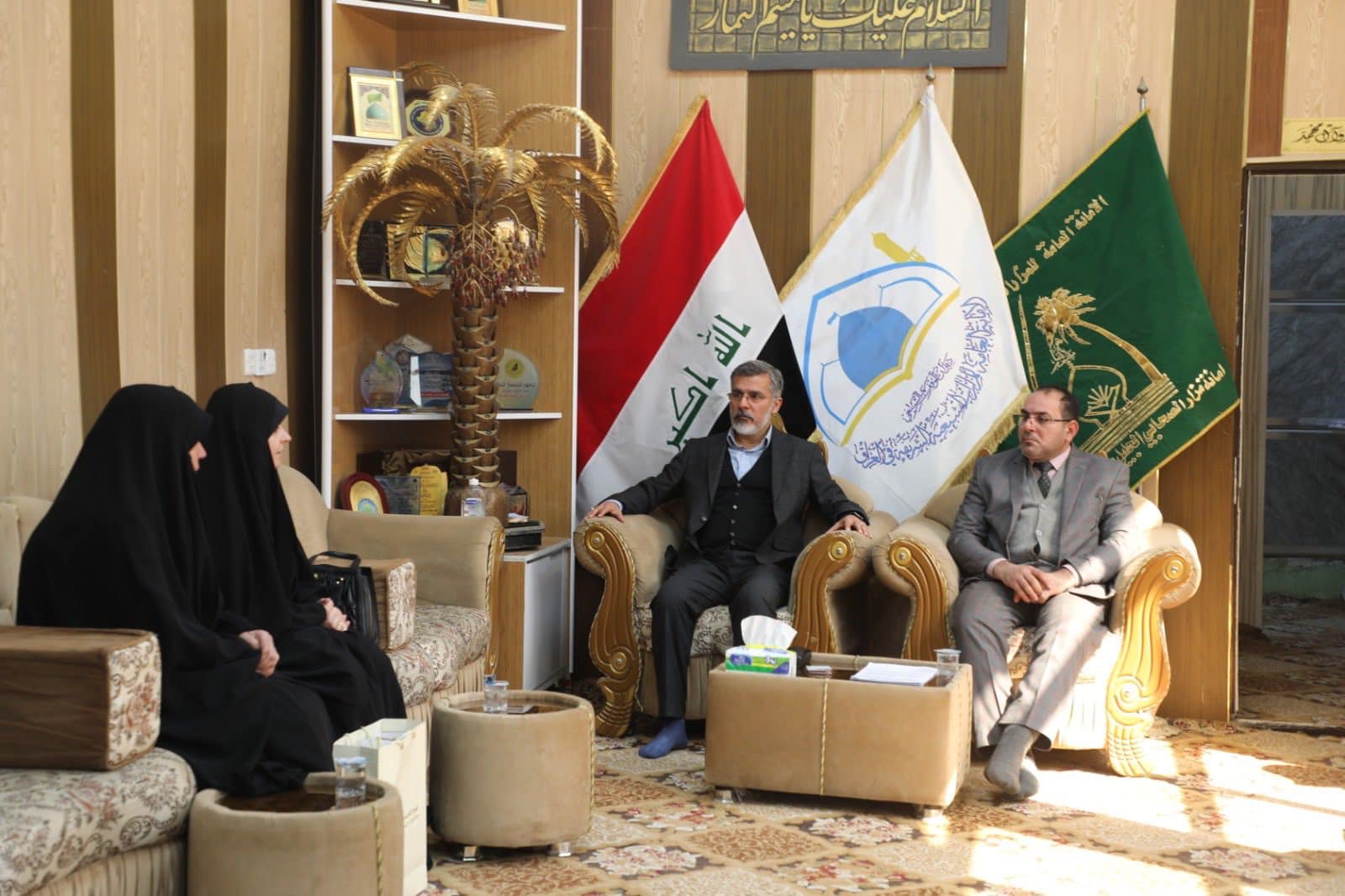 أمانة مزار ميثم التمَّار (رضوان الله تعالى عليه) تستقبلُ وفداً نسوياً من الوقف الجعفري الكويتي