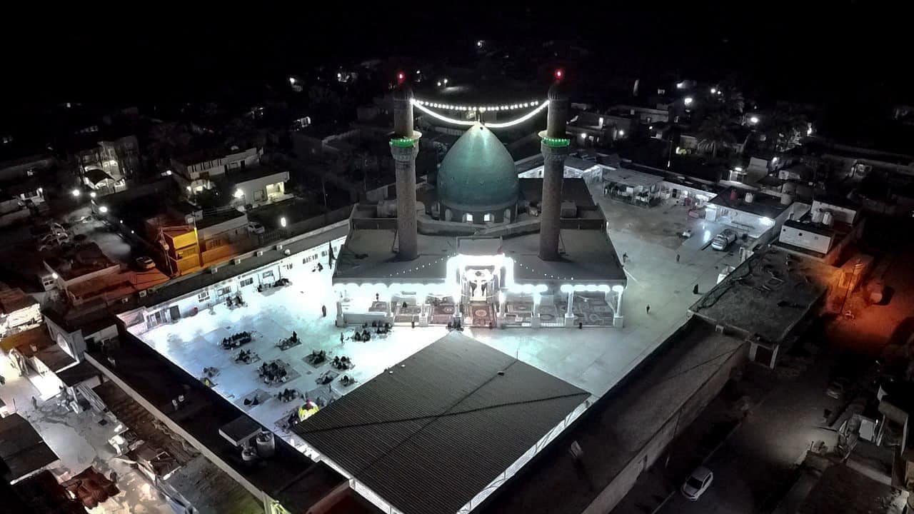 الأمانةُ الخاصّة لمزارِ علي بن الحسين (رضوان الله تعالىٰ عليه) تستمر بتقديم خدماتها إلى الزائرين الكرام خلال شهر رمضان المُبارك