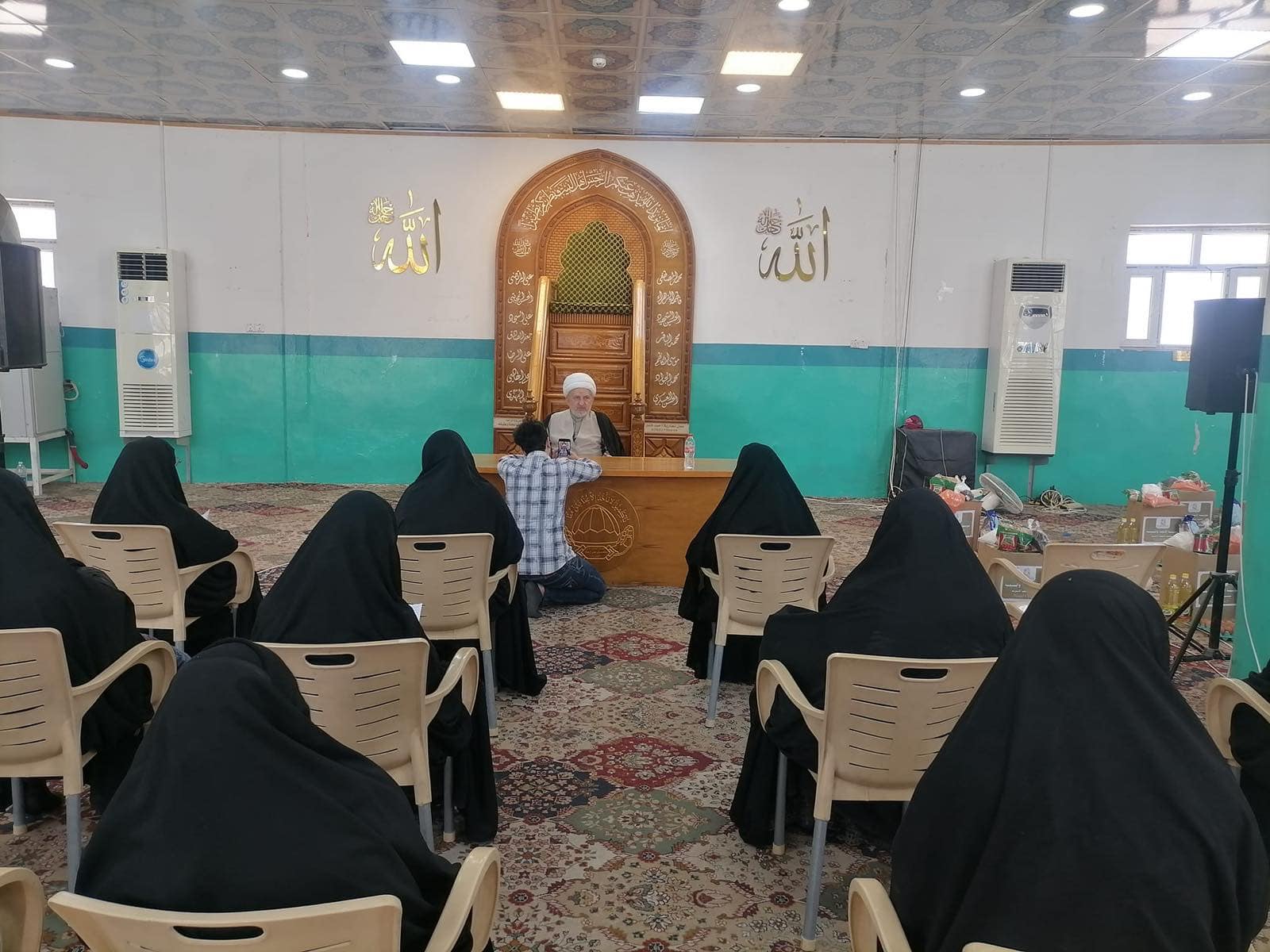 أمانة مزار كُميل بن زياد (رضوان الله تعالى عليه) تحتضنُ برنامج دعم الفقراء والعوائل المتعففة