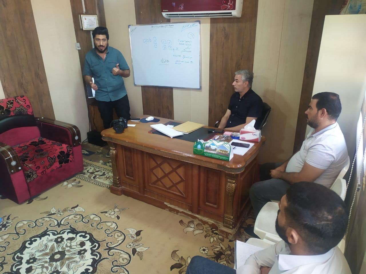 شُعبة إعلام وعلاقات مزارات بابل تستمر في تنظيم الدورة التطويرية لموظفي الإعلام في المزارات الشريفة