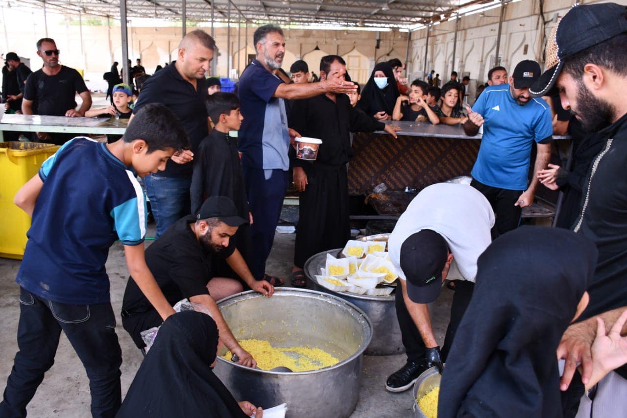 الأمانةُ الخاصّة لمزارِ علي الشرقي (رضوان الله تعالى عليه) في ميسان تُحيي ذكرىٰ وفاة الرسول الأعظم (صلى الله عليه وآله وسلم)