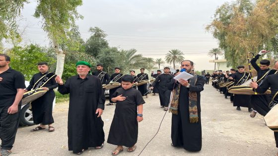 مواكبٌ معزّية وطبولٌ تُقرَع في مزار السيّد محمد بن الإمام موسى بن جعفر (عليه السلامُ) بذكرى استشهاد الإمام جعفر الصادق (عليه السلامُ)