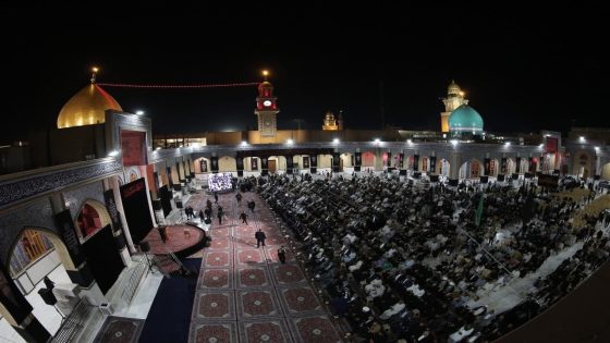 عهدٌ يتجدّد… وفدٌ من الأمانة العامة للمزارات يُشارك في مراسيم تبديل راية قبة مرقد مسلم بن عقيل (رضوانُ الله تعالى عليه)