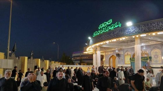 العزاءُ دائمٌ.. مزارُ السّيدة خديجة بنت الإمام علي (عليه السلامُ) يكتسي بالسواد في ذكرى شهادة الباقر وسفير الإمام الحسين مسلم بن عقيل (عليهم السلامُ)