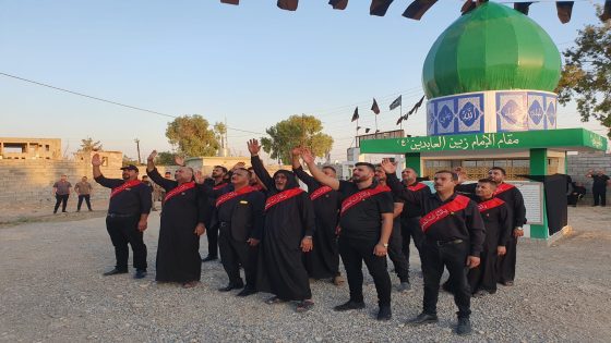 تبديل رايات المزارات الشّريفة في مُحافظة نينوى إيذاناً بقدومِ شهرِ محرم الحرام