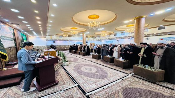 الإشراف القُرآني في مزارات النَجف الأشرف يُكرم قارئ ومؤذن مزار ميثم التمّار(رضوان الله تعالى عليه)