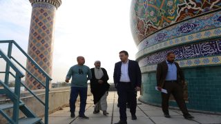 عضوُ مجلسِ إدارةِ الأمانةِ العامةِ للمزاراتِ الشّيعيةِ الشّريفة يُجري زيارةً ميدانيةً تفقديةً لمزارَي بكر بن الإمام علي وزيد الشهيد (رضوان الله تعالى عليهما) للاطلاع على مشاريع الإعمار والتأهيل