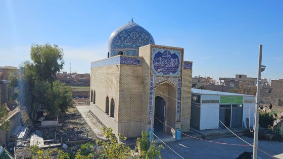 إنجازٌ إعمارِيٌّ شامخٌ يَتَوَّجُ قبّتَي مزار السّيدة زينب الصغرى (عليها السّلام) ومزار السّيد ذاكرالدين الأعرجي (رضوان الله تعالى عليه)