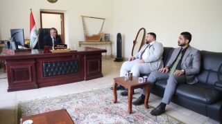 مسؤول العلاقات العامة في الأمانة العامة للمزارات يلتقي رئيس هيئة الآثار والتراث